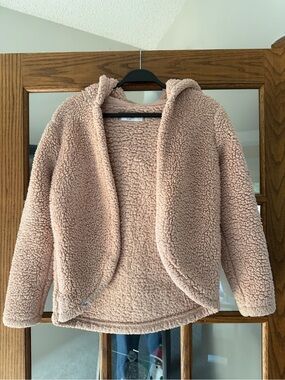 abercrombie kids Plush Sherpa Hooded Jacket in Blush Pink